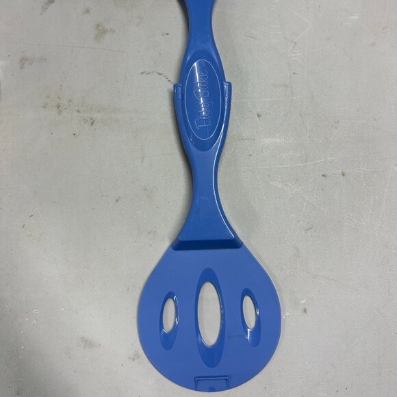 Ultimate Easy Bake Oven Replacement Blue Plastic Spatula Pusher Only - Picture 1 of 3
